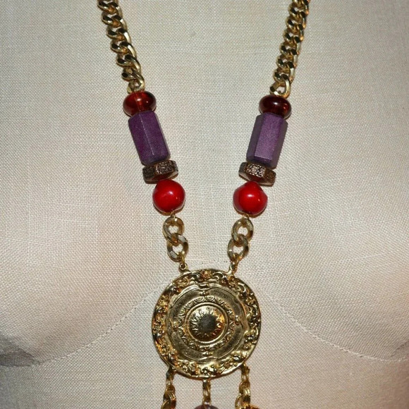 Carol Dauplaise 1970's Runway Revival Medallion - Picture 4 of 8